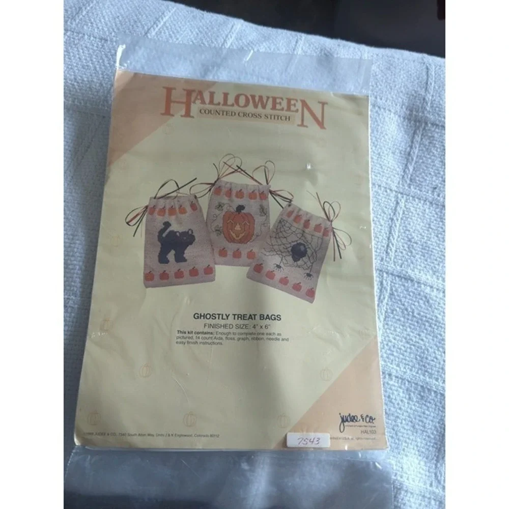 Vintage Halloween Counted Cross Stitch Judee & Company Ghostly Treat Bags
